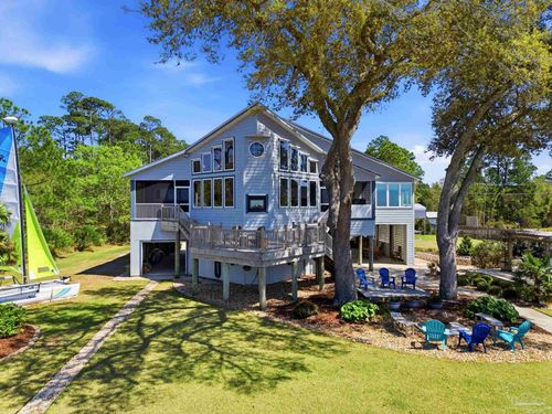 5556 Michael Dr, Milton, FL, 32583-9166 | Card Image