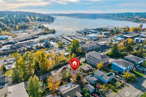 6416 Ne 181st St, Kenmore, WA, 98028-4830 | Card Image