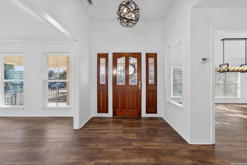 6003 Brook Fls, Windcrest, TX, 78239-2649 | Card Image