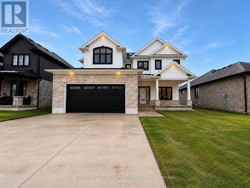 108 Mapledene Lane, Lucan Biddulph (Lucan), ON, N0M2J0 | Card Image