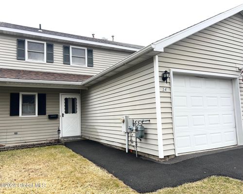24 Esplande St, Selkirk, NY, 12158-9771 | Card Image