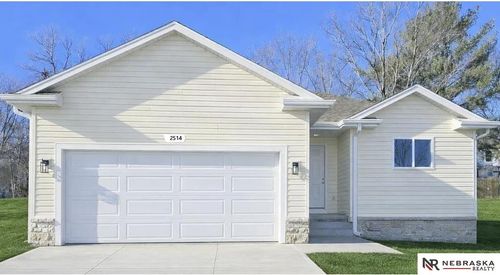 2514 N 70th St, Omaha, NE, 68104-3811 | Card Image