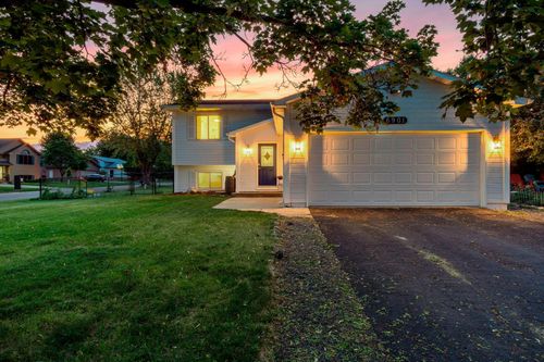 6901 110th Ave N, Champlin, MN, 55316-3832 | Card Image