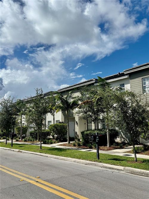 e-1310 Nw 6th Ave, Florida City, FL, 33034-2014 | Card Image