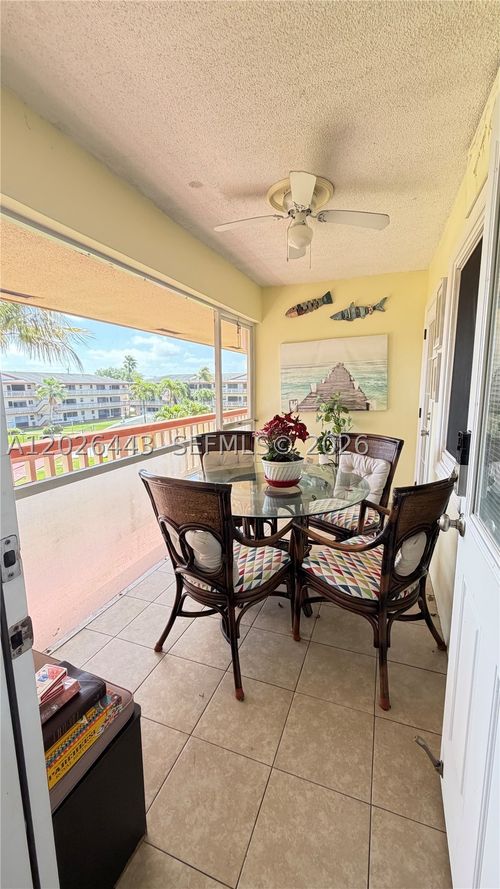 d309-5300 Washington St, Hollywood, FL, 33021-8076 | Card Image