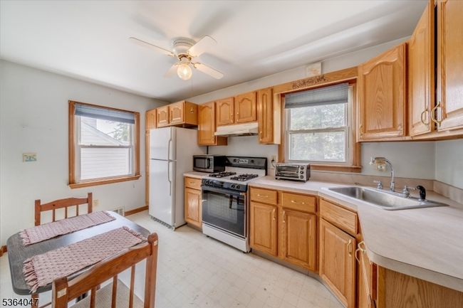 75 Emerson St, House other with 5 bedrooms, 1 bathrooms and null parking in Clifton NJ | Image 7