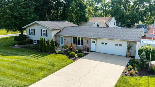 215 N Mound Street, Tiskilwa, IL, 61368 | Card Image