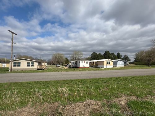 18801 S Old Highway 2, Warner, OK, 74469-2279 | Card Image
