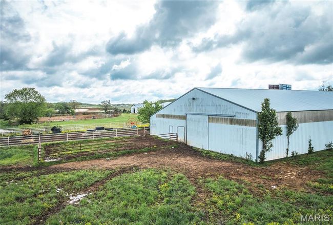 24265 Vinyard Rd, House other with 3 bedrooms, 2 bathrooms and 2 parking in Cuba MO | Image 34