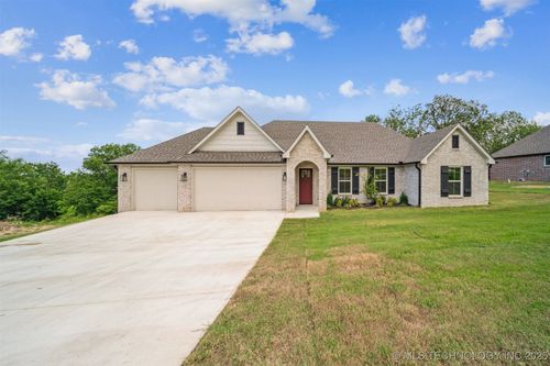 21845 E Morgan Rd, Claremore, OK, 74019-5031 | Card Image