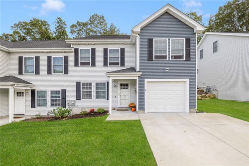 8-8 Lily Ln, West Warwick, RI, 02893-1996 | Card Image