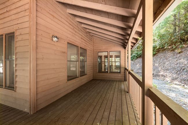 101 Menagerie Rdg, Home with 3 bedrooms, 4 bathrooms and 1 parking in Epworth GA | Image 47