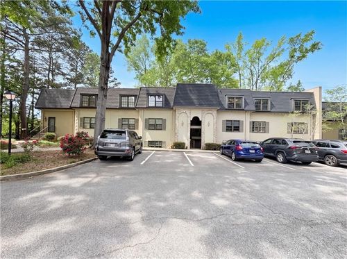 27 Chaumont Sq Nw, Atlanta, GA, 30327-1088 | Card Image