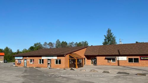 3-5 Bobcaygeon Rd, Minden, ON, K0M2K0 | Card Image