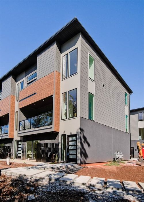 218 Nw 9th St, Bentonville, AR, 72712 | Card Image