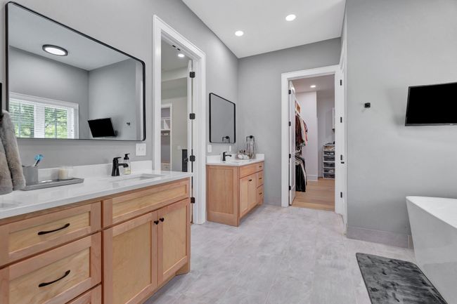 263 Club Springs Rd, House other with 3 bedrooms, 4 bathrooms and 8 parking in Elmwood TN | Image 31