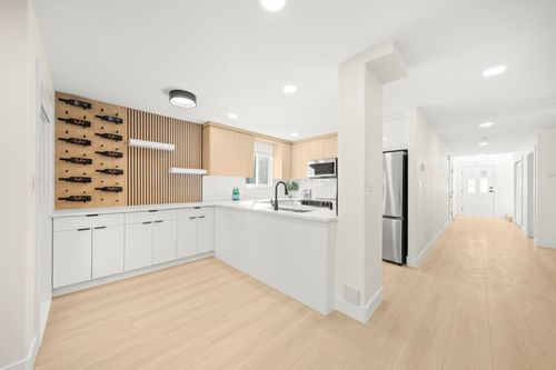 13-11950 232 St, Maple Ridge, BC, V2X6T1 | Card Image