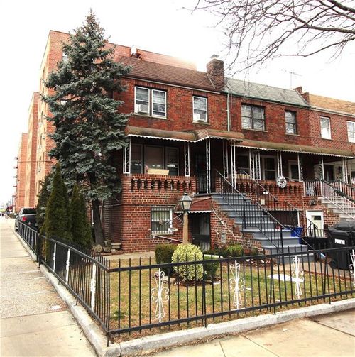 2422 E 4th St, Brooklyn, NY, 11223-5426 | Card Image
