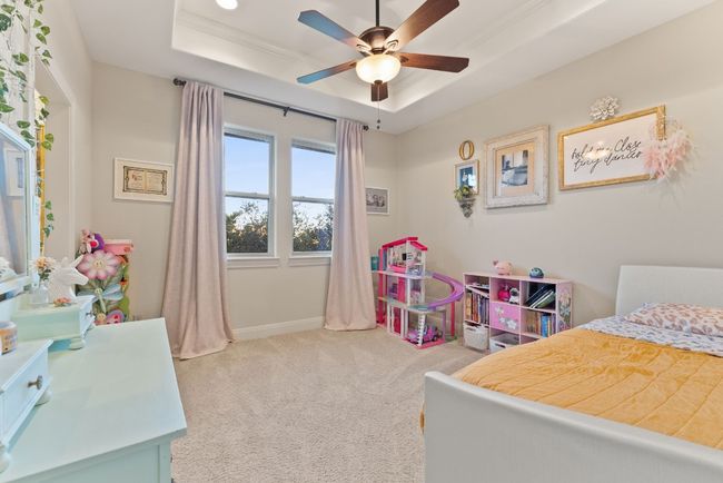 Upstairs second bedroom | Image 26