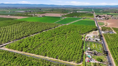 23131 Tinnin Road, Manteca, CA, 95337 | Card Image