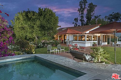 22068 Topanga School Rd, Topanga, CA, 90290 | Card Image