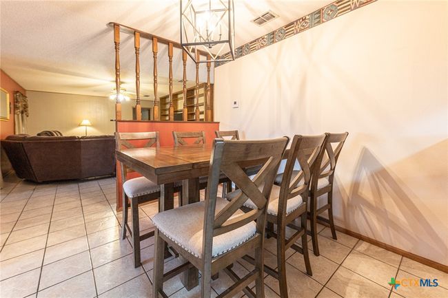 911 S Peck St, House other with 3 bedrooms, 2 bathrooms and null parking in Shiner TX | Image 9
