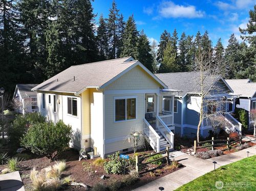 1043 Village Loop, Langley, WA, 98260-8680 | Card Image