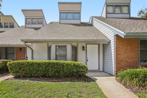 5203-5203 Oak Charter Ct, Temple Terrace, FL, 33617-1255 | Card Image