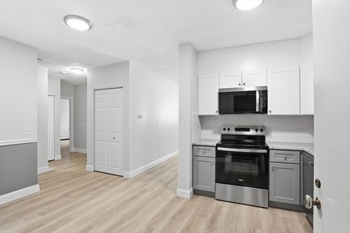 apt-a5-11 Davis Rd, Acton, MA, 01720-4711 | Card Image