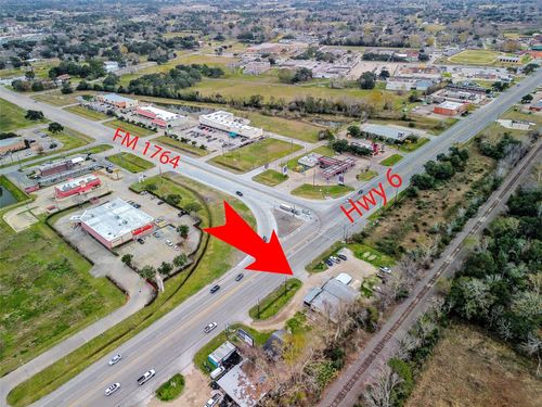 13735 Highway 6, Santa Fe, TX, 77517-3408 | Card Image