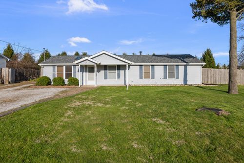 6523 N Main Street, Davenport, IA, 52806 | Card Image