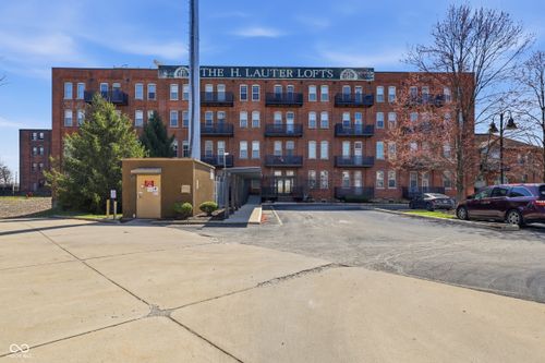 apt-208-55 Harding St, Indianapolis, IN, 46222-4578 | Card Image