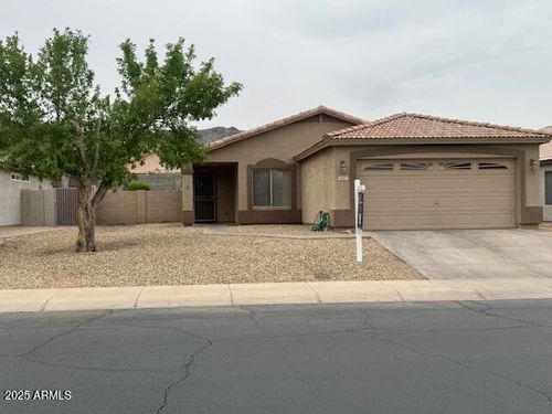 1637 E Alicia Dr, Phoenix, AZ, 85042-6830 | Card Image