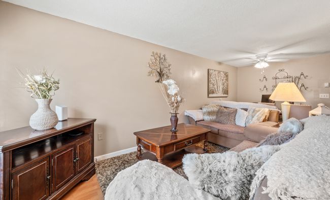 4 - 6 Countryside Ln, Condo with 2 bedrooms, 2 bathrooms and 1 parking in Middletown CT | Image 4