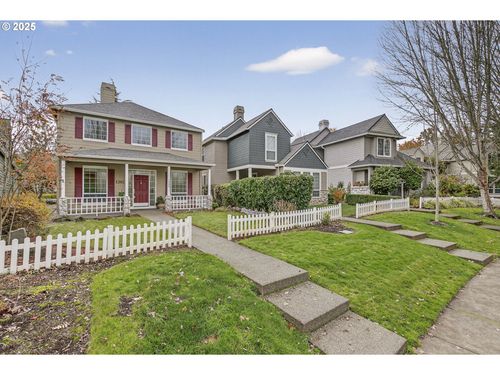 1202 Ne Parks Edge Cir, Hillsboro, OR, 97124-1303 | Card Image