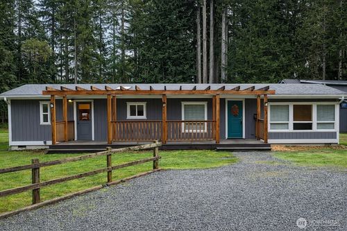 3927 Sanna Wind Way, Langley, WA, 98260-9605 | Card Image