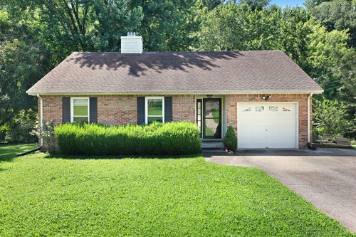 1741 Broadripple Dr, Clarksville, TN, 37042-4620 | Card Image