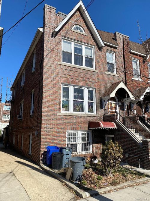 3145 Sands Pl, Bronx, NY, 10461-4611 | Card Image