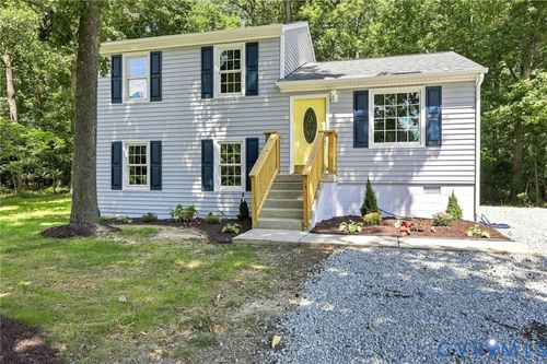 4901 Edinburg Ct, North Prince George, VA, 23860-7432 | Card Image