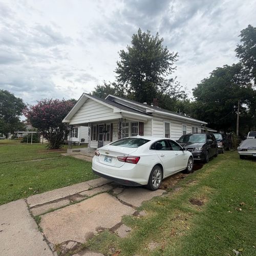 2134 Fredonia St, Muskogee, OK, 74403-3628 | Card Image