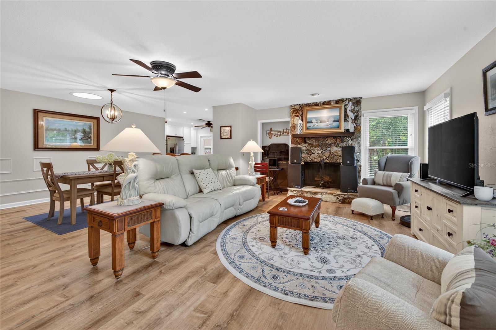 Residential in ORMOND BEACH 4