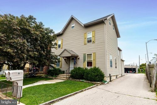 400 Cedar St, JENKINTOWN, PA, 19046-2721 | Card Image