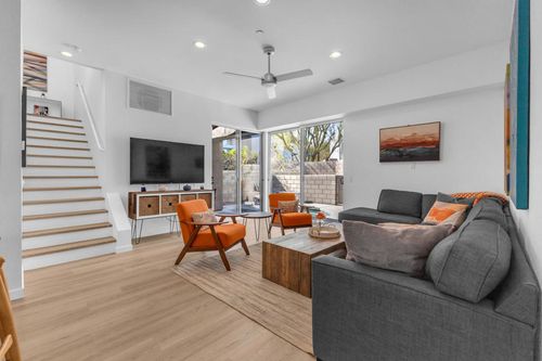 220 Enterprise Way, Palm Springs, CA, 92262-0409 | Card Image