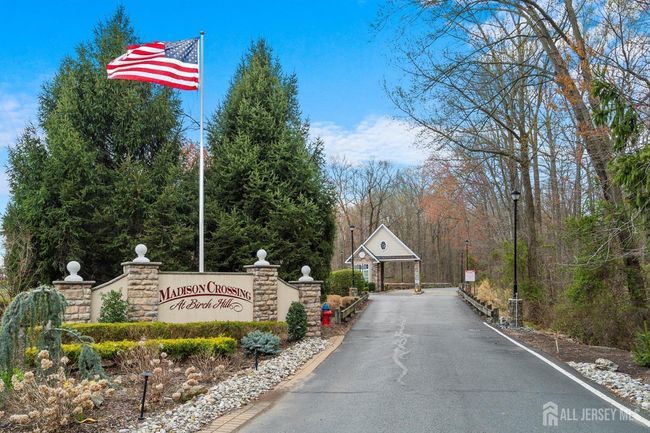 2743 - 4 Sandra Ct, Townhouse with 2 bedrooms, 4 bathrooms and null parking in Old Bridge NJ | Image 38