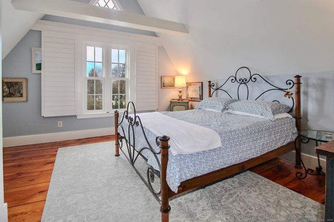 33 Springfield Rd, House other with 5 bedrooms, 3 bathrooms and 5 parking in Somers CT | Image 37