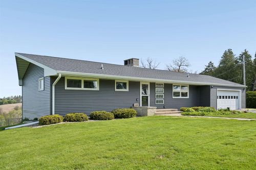 1608 County Road B, Platteville, WI, 53818-9501 | Card Image