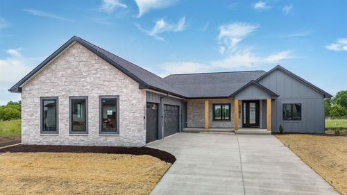 635 Rustic Rise Way, Verona, WI, 53593-2320 | Card Image