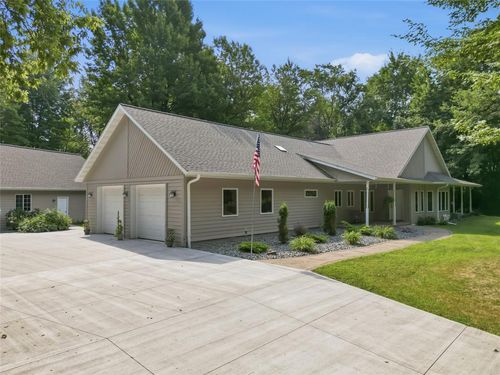 12814 92nd St, Bloomer, WI, 54724-4505 | Card Image