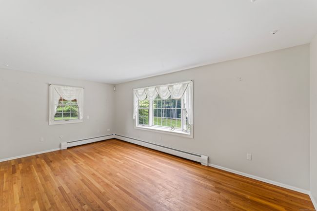 128 Walnut Tree Hill Rd, House other with 3 bedrooms, 2 bathrooms and 2 parking in Sandy Hook CT | Image 11