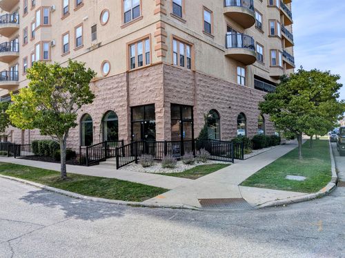 5710 4th Ave, Kenosha, WI, 53140-4200 | Card Image